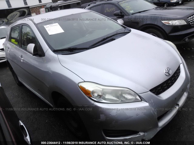 2T1KU40E39C077187 - 2009 TOYOTA COROLLA MATRIX  SILVER photo 1