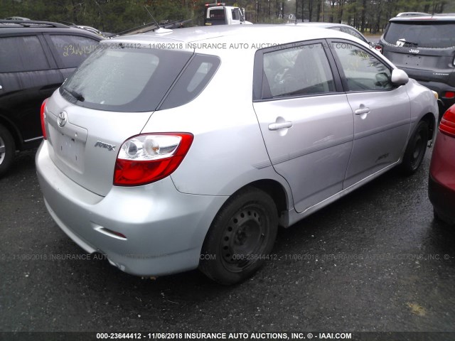 2T1KU40E39C077187 - 2009 TOYOTA COROLLA MATRIX  SILVER photo 4