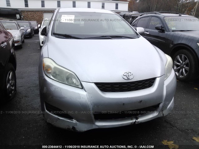 2T1KU40E39C077187 - 2009 TOYOTA COROLLA MATRIX  SILVER photo 6