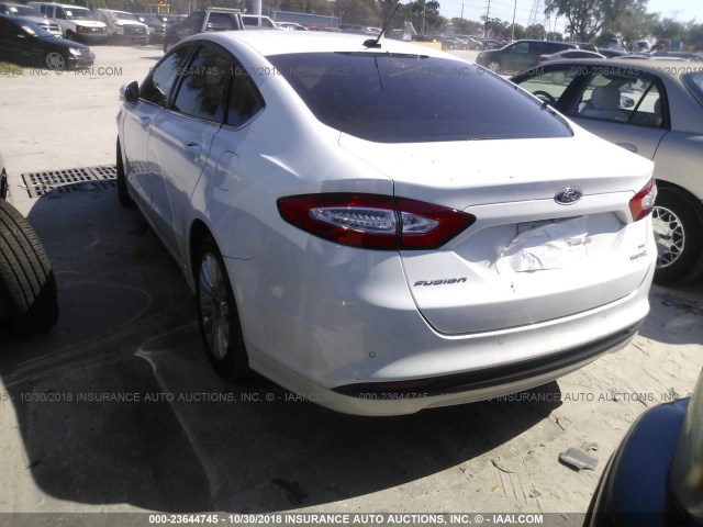 3FA6P0LU6GR388887 - 2016 FORD FUSION SE HYBRID WHITE photo 3