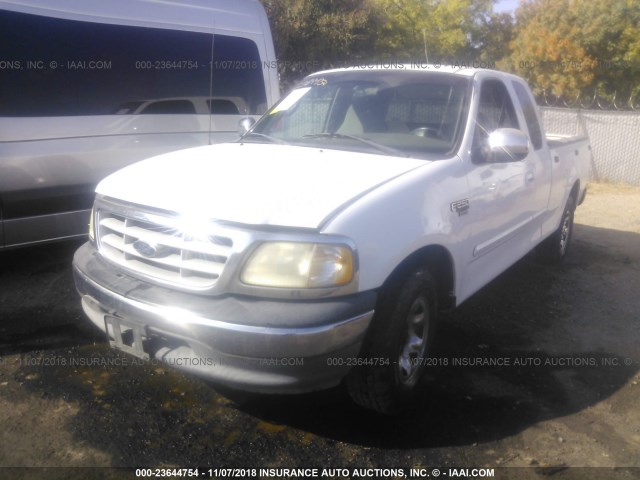 1FTRX27L2XNB17011 - 1999 FORD F250 WHITE photo 2