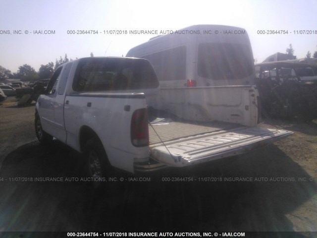 1FTRX27L2XNB17011 - 1999 FORD F250 WHITE photo 3