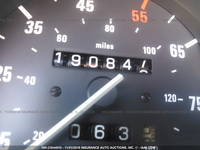 WBADK8309C7962778 - 1982 BMW 528 E AUTOMATIC فضي صورة 7