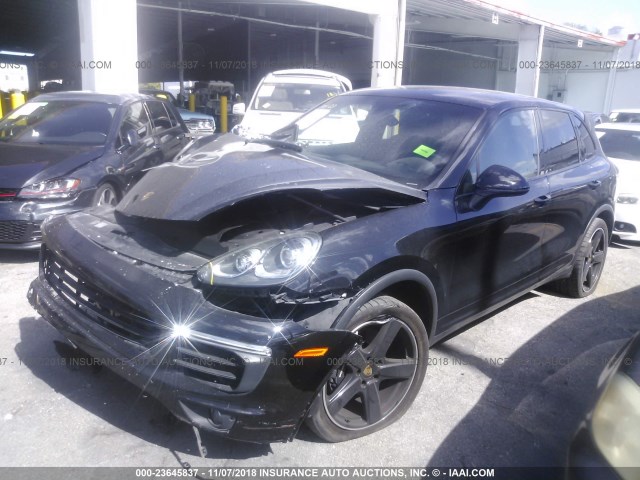 WP1AA2A25GKA13000 - 2016 PORSCHE CAYENNE BLACK photo 2