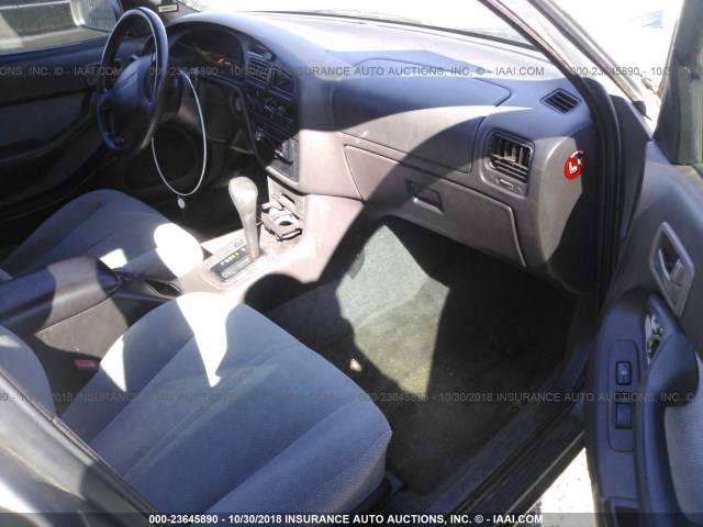 4T1BF12K7TU137148 - 1996 TOYOTA CAMRY LE/XLE/SE GRAY photo 5