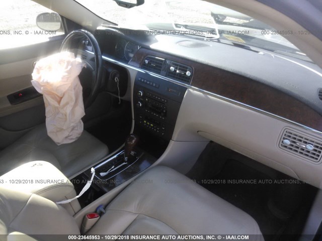 2G4WE587361201362 - 2006 BUICK LACROSSE CXS GRAY photo 5