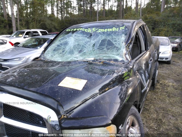 3D7KU28C74G243884 - 2004 DODGE RAM 2500 ST/SLT 黑色 照片 6