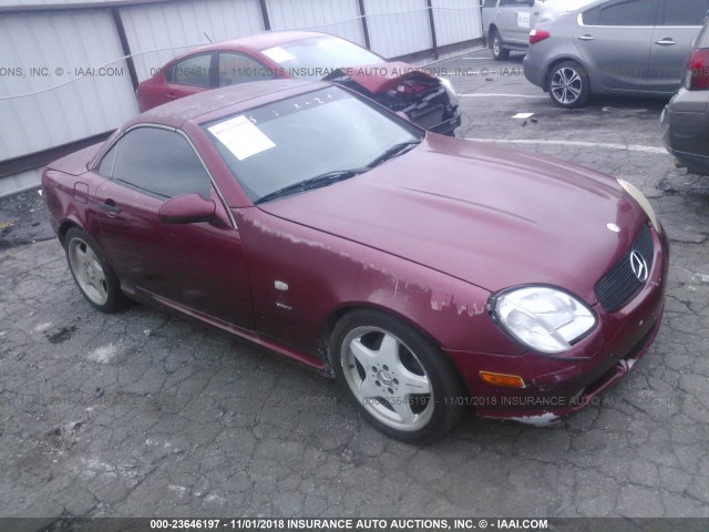 WDBKK47F5XF143133 - 1999 MERCEDES-BENZ SLK 230 KOMPRESSOR RED photo 1