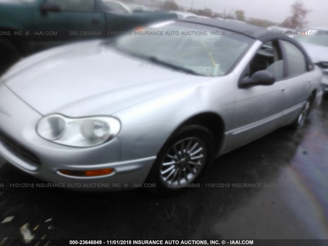 2C3HD36JXYH156163 - 2000 CHRYSLER CONCORDE LXI SILVER photo 2