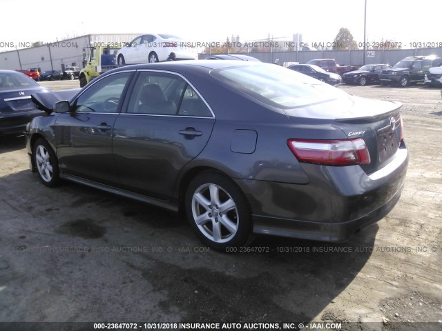 4T1BK46K97U517590 - 2007 TOYOTA CAMRY NEW GENERAT LE/XLE/SE GRAY photo 3