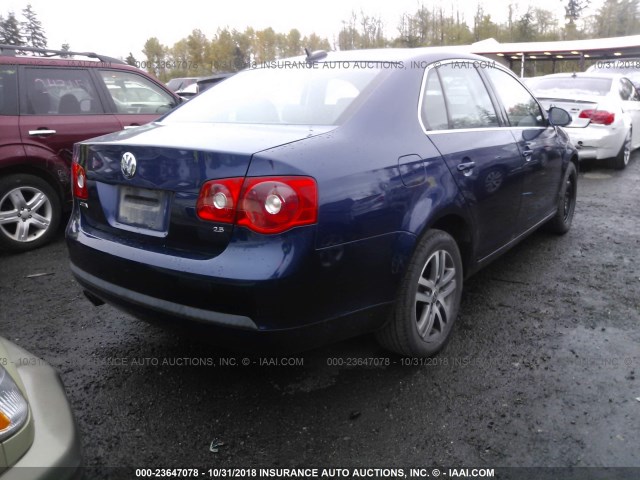 3VWSF71K06M778558 - 2006 VOLKSWAGEN JETTA 2.5 OPTION PACKAGE 1 BLUE photo 4