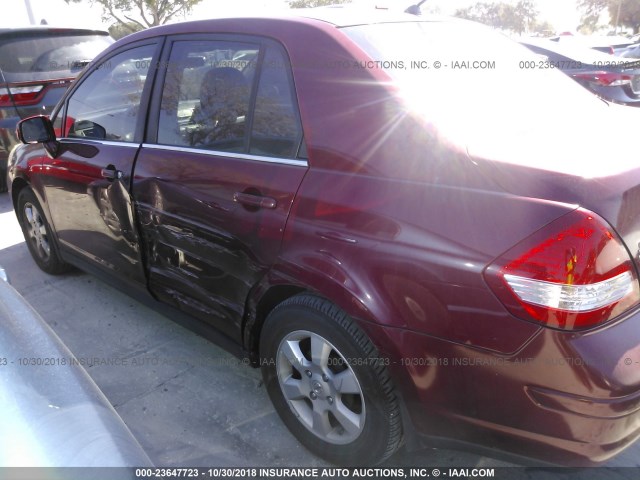 3N1BC11E08L460826 - 2008 NISSAN VERSA S/SL RED photo 6