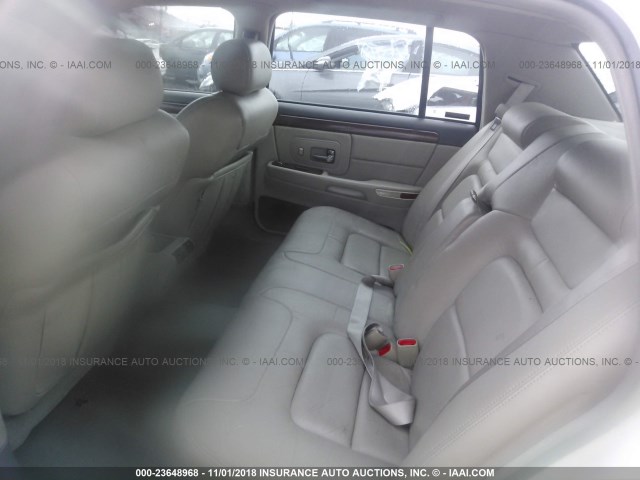 1G6KD54Y4VU231688 - 1997 CADILLAC DEVILLE WHITE photo 8