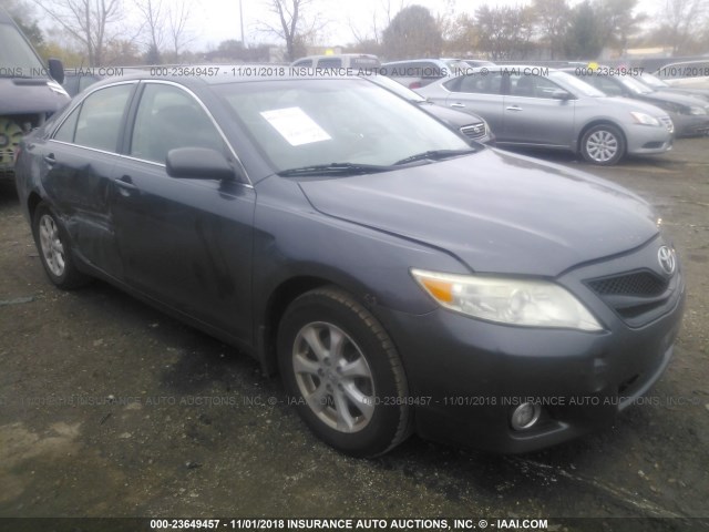 4T1BF3EKXBU203164 - 2011 TOYOTA CAMRY SE/LE/XLE GRAY photo 1