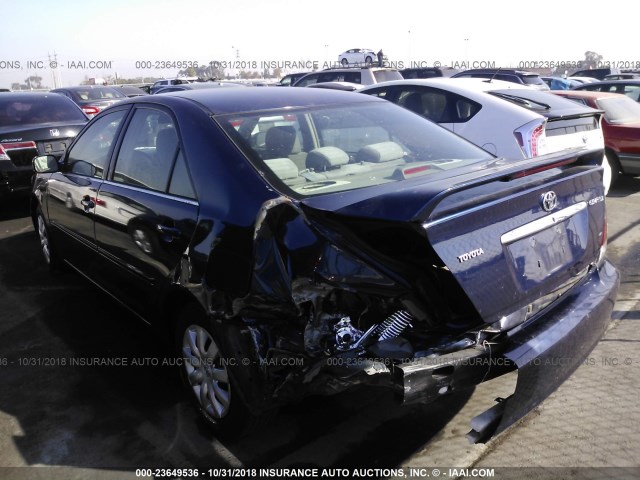 4T1BE32K55U384928 - 2005 TOYOTA CAMRY LE/XLE/SE BLUE photo 3
