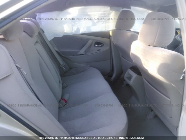 4T1BF3EK5BU601365 - 2011 TOYOTA CAMRY SE/LE/XLE GOLD photo 8