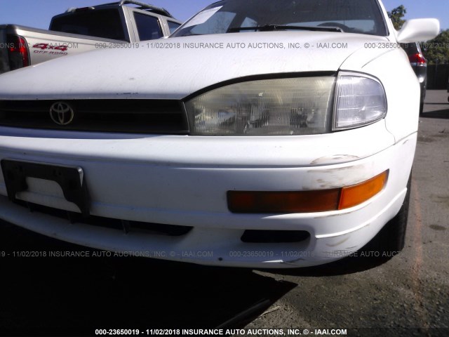 4T1VK13E6NU015059 - 1992 TOYOTA CAMRY XLE WHITE photo 6