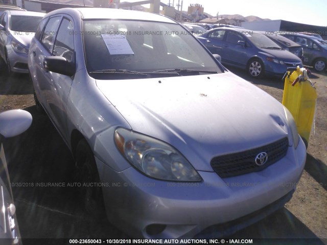2T1KR32E85C406582 - 2005 TOYOTA COROLLA MATRIX XR SILVER photo 1