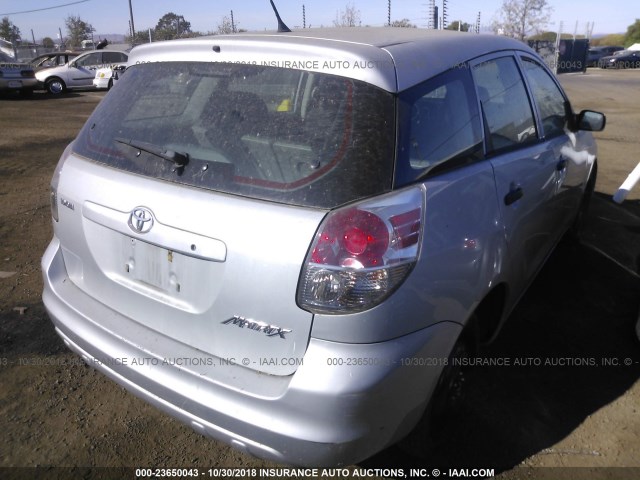 2T1KR32E85C406582 - 2005 TOYOTA COROLLA MATRIX XR SILVER photo 4