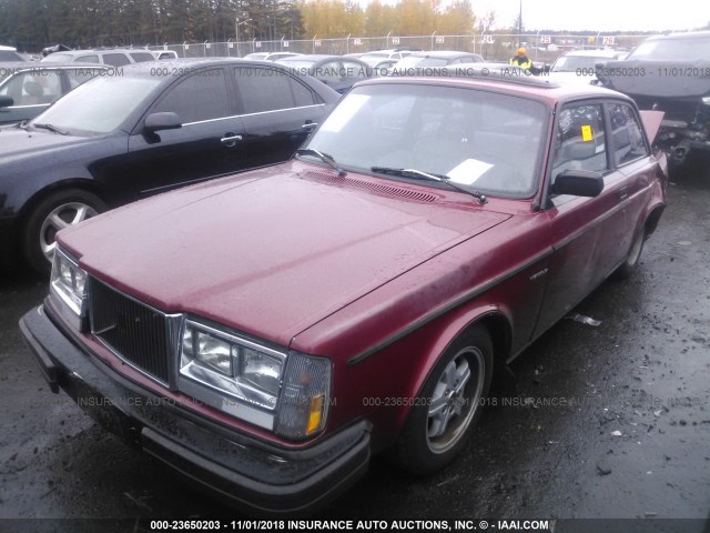 YV1AX4726B1203142 - 1981 VOLVO 242 MAROON photo 2