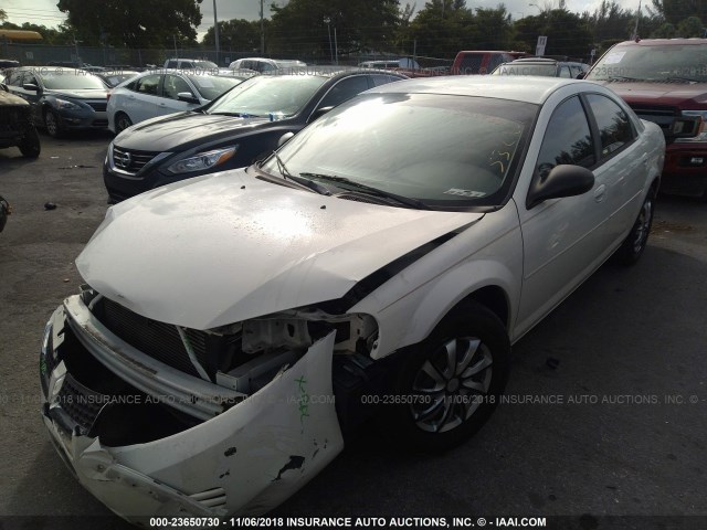 1B3EL46X35N532251 - 2005 DODGE STRATUS SXT WHITE photo 2