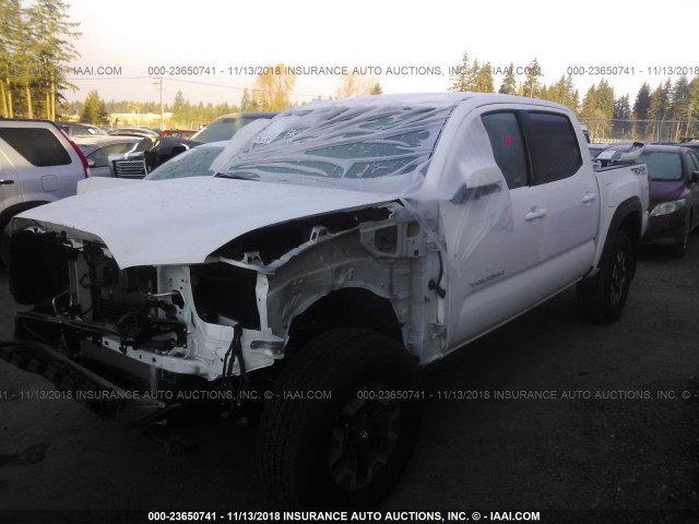 3TMCZ5AN9JM149273 - 2018 TOYOTA TACOMA DBL CAB/SR/TRDSPT/OR/PRO თეთრი ფოტო 2