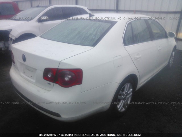 3VWSF71KX7M027677 - 2007 VOLKSWAGEN JETTA 2.5 OPTION PACKAGE 1 WHITE photo 4