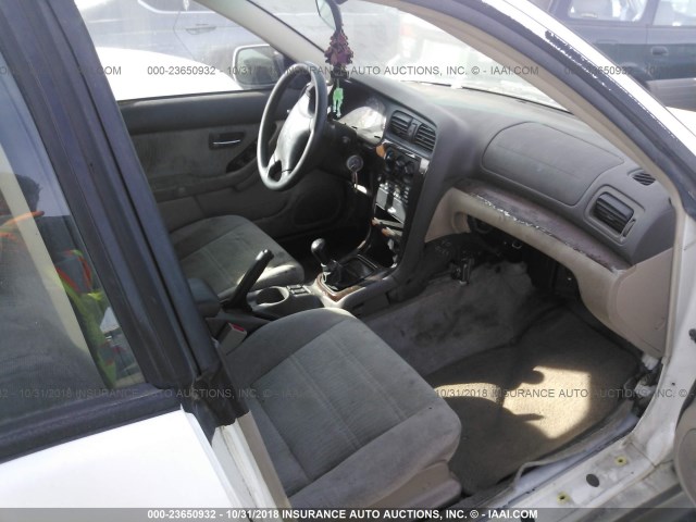 4S3BH675426619156 - 2002 SUBARU LEGACY OUTBACK AWP 白色 照片 5
