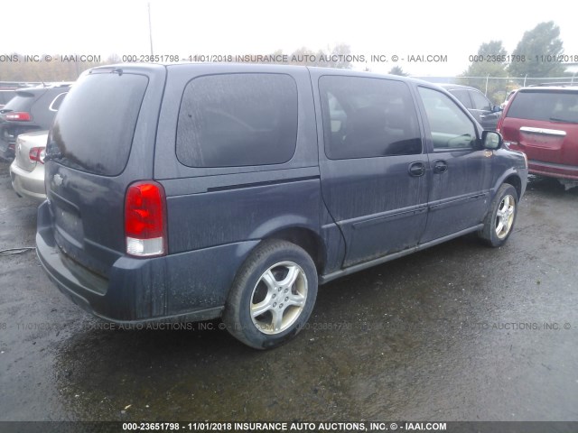 1GNDV23198D177712 - 2008 CHEVROLET UPLANDER LS GRAY photo 4