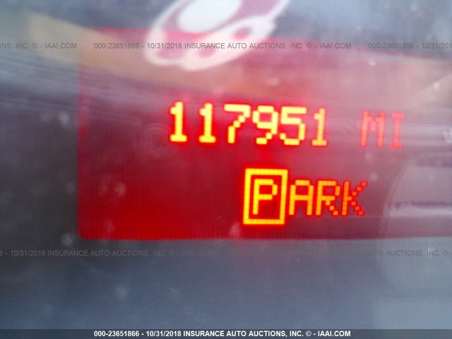 2G2WP522151192529 - 2005 PONTIAC GRAND PRIX BLACK photo 7