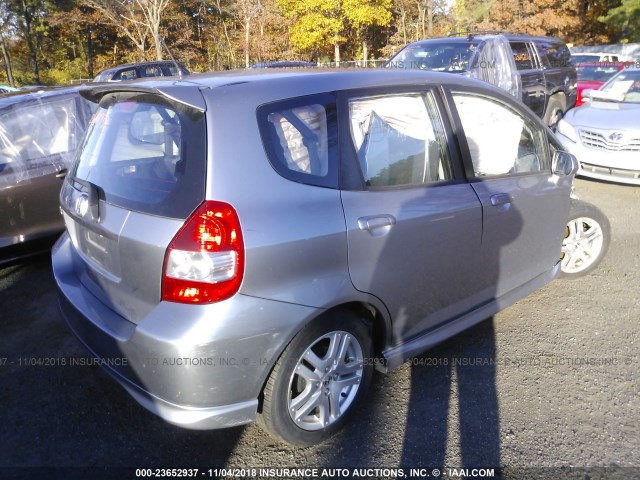 JHMGD38657S046336 - 2007 HONDA FIT S GRAY photo 4