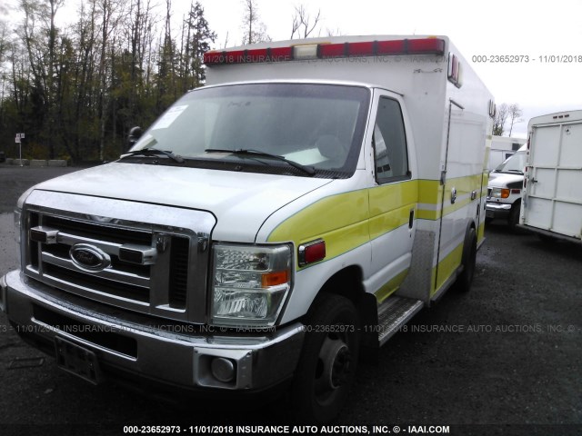 1FDWE35P38DA74158 - 2008 FORD ECONOLINE E350 SUPER DUTY CTWAY VAN WHITE photo 2