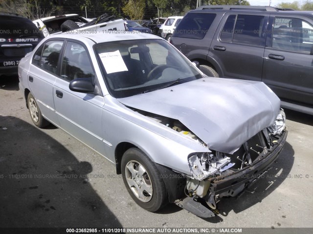 KMHCG45C31U168871 - 2001 HYUNDAI ACCENT GL SILVER photo 1