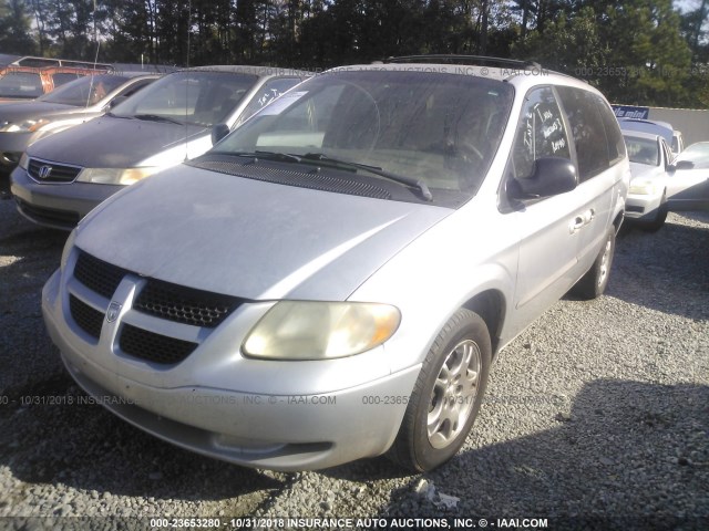 2B4GP74L82R615568 - 2002 DODGE GRAND CARAVAN EX SILVER photo 2