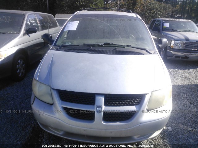 2B4GP74L82R615568 - 2002 DODGE GRAND CARAVAN EX SILVER photo 6