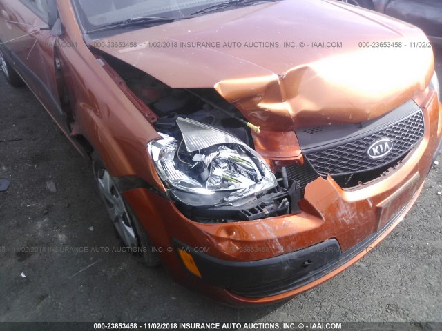 KNADE223896501828 - 2009 KIA RIO LX/SX ORANGE photo 6