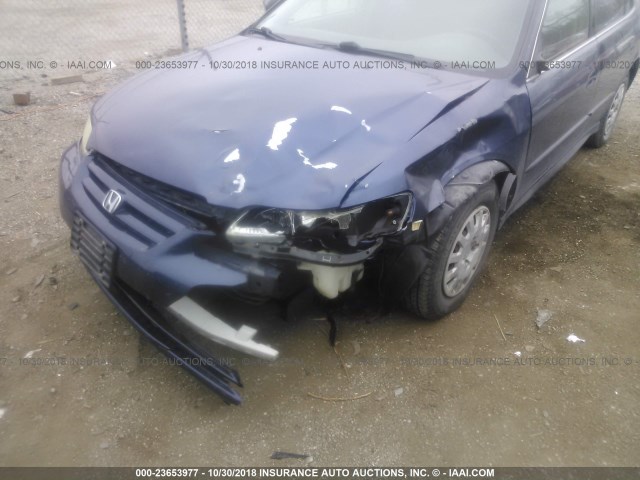 1HGCF86682A076733 - 2002 HONDA ACCORD VALUE BLUE photo 6