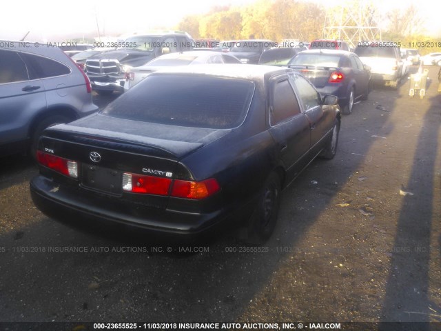 4T1BG22K31U070645 - 2001 TOYOTA CAMRY CE/LE/XLE 黑色 照片 4