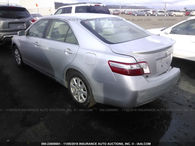 JTNBB46K273041978 - 2007 TOYOTA CAMRY NEW GENERAT HYBRID SILVER photo 3