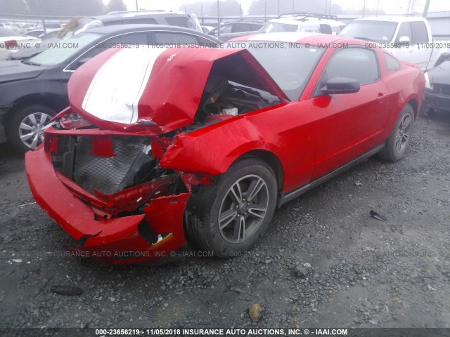 1ZVBP8AM9C5280297 - 2012 FORD MUSTANG RED photo 2