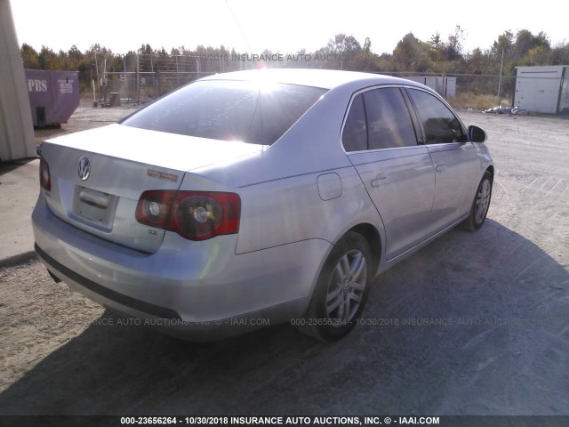 3VWEF71K47M062289 - 2007 VOLKSWAGEN JETTA WOLFSBURG 银色 照片 4