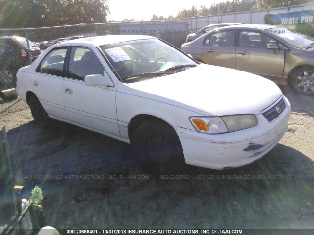 4T1BG22K4YU925850 - 2000 TOYOTA CAMRY CE/LE/XLE თეთრი ფოტო 1