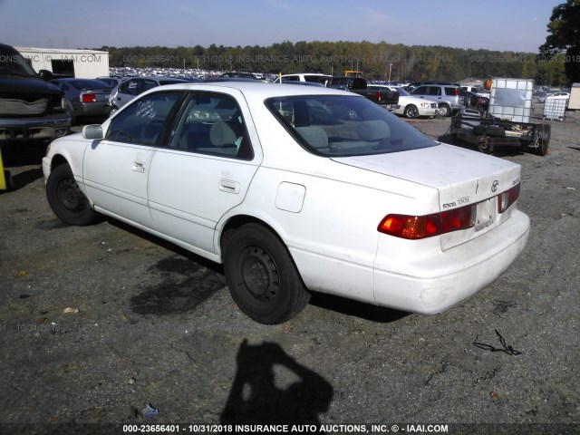 4T1BG22K4YU925850 - 2000 TOYOTA CAMRY CE/LE/XLE თეთრი ფოტო 3