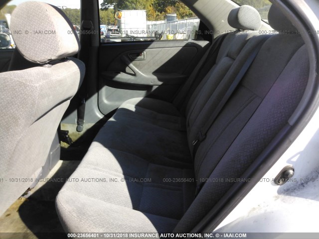 4T1BG22K4YU925850 - 2000 TOYOTA CAMRY CE/LE/XLE თეთრი ფოტო 8