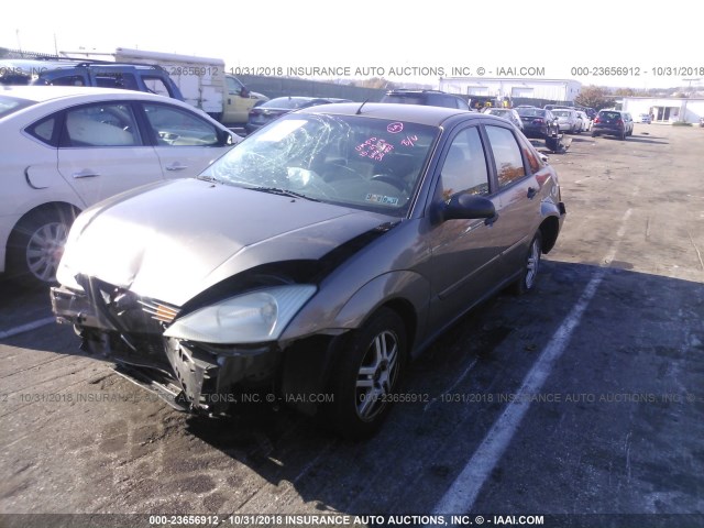 1FAFP3438YW310407 - 2000 FORD FOCUS SE/SE SPORT Pewter photo 2