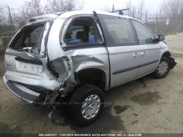 1C4GJ25B13B157045 - 2003 CHRYSLER VOYAGER SILVER photo 4