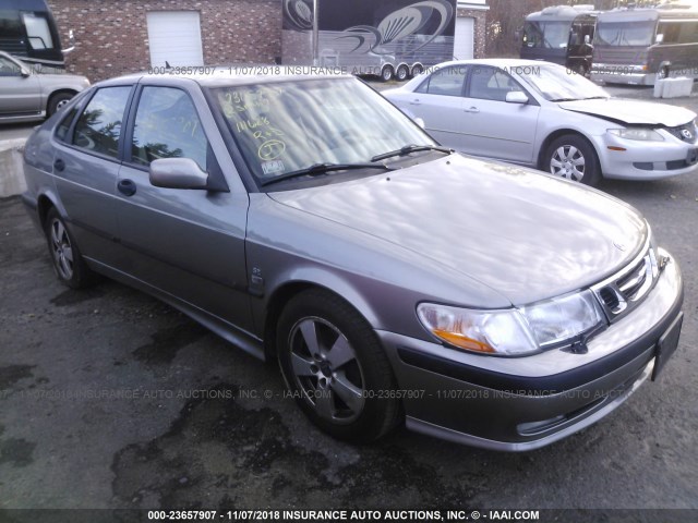 YS3DF58KX22023966 - 2002 SAAB 9-3 SE GRAY photo 1