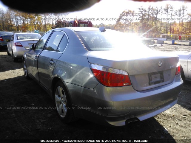 WBANF73546CG68735 - 2006 BMW 530 XI GRAY photo 3