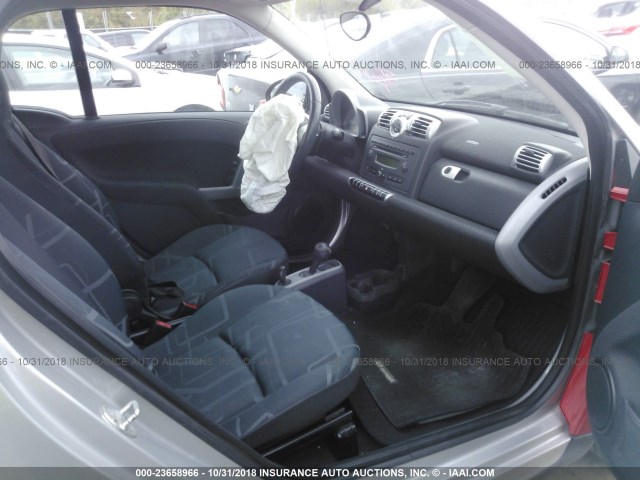 WMEEJ31X99K274462 - 2009 SMART FORTWO PURE/PASSION RED photo 5