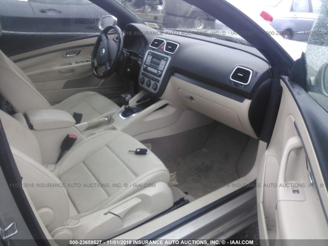 WVWBA71F87V026943 - 2007 VOLKSWAGEN EOS 2.0T GOLD photo 5